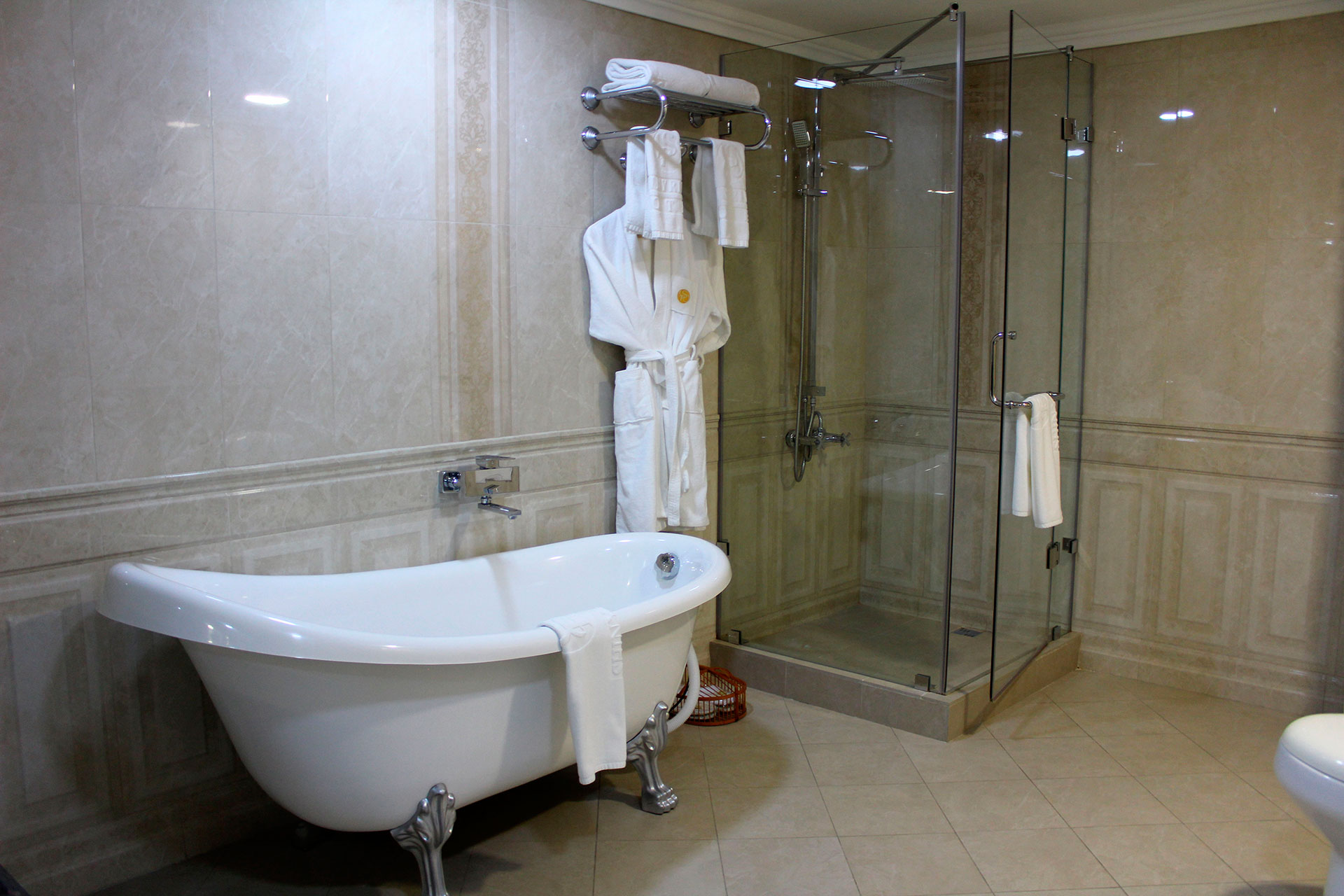 http://shinyriverhotel.kz/wp-content/uploads/2015/03/lux_2025_3.jpg